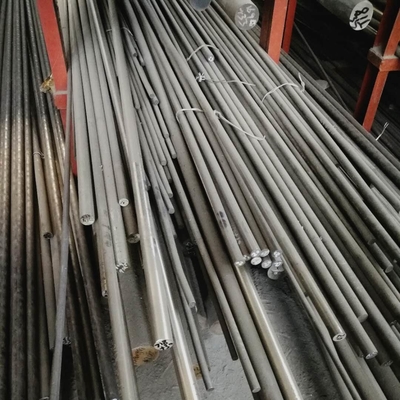 GH4169 UNS N07718 Inconel 718 Okrągły pręt ze stopu wysokotemperaturowego Czarna i jasna powierzchnia